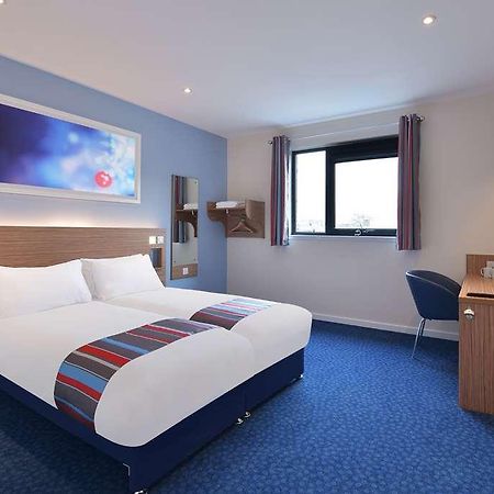 Travelodge York Tadcaster Bilbrough Oda fotoğraf