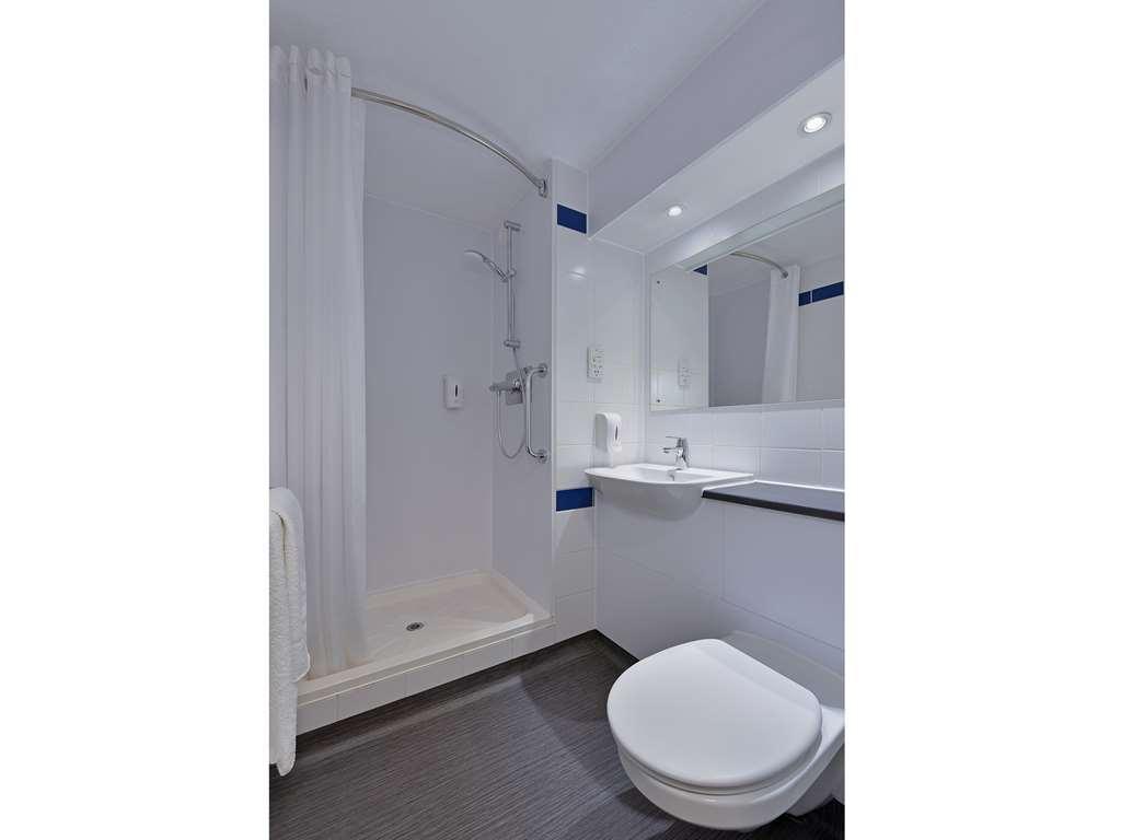 Travelodge York Tadcaster Bilbrough Oda fotoğraf