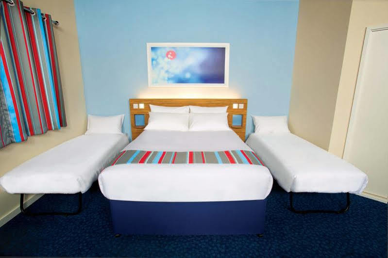 Travelodge York Tadcaster Bilbrough Dış mekan fotoğraf